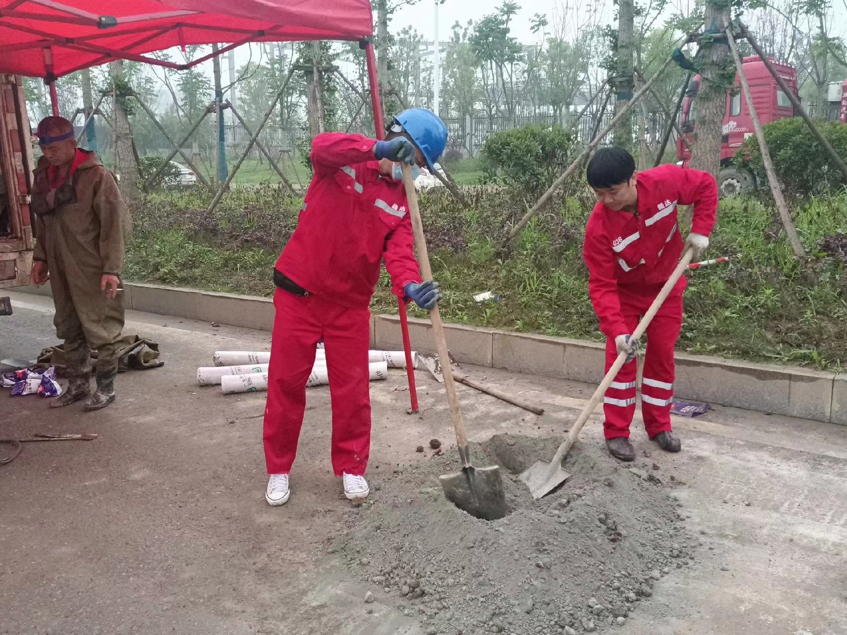 管城回族管道疏通哪家好】及时进行市政管道清淤